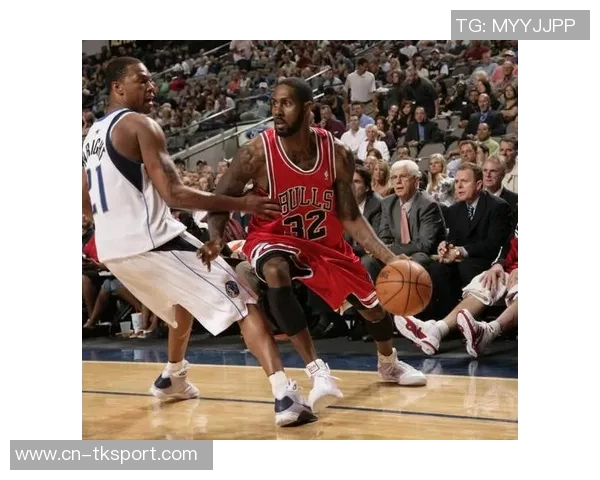 公牛队与小牛队夏季联赛精彩对决回顾与分析 公牛队与小牛队夏季联赛精彩对决回顾与分析